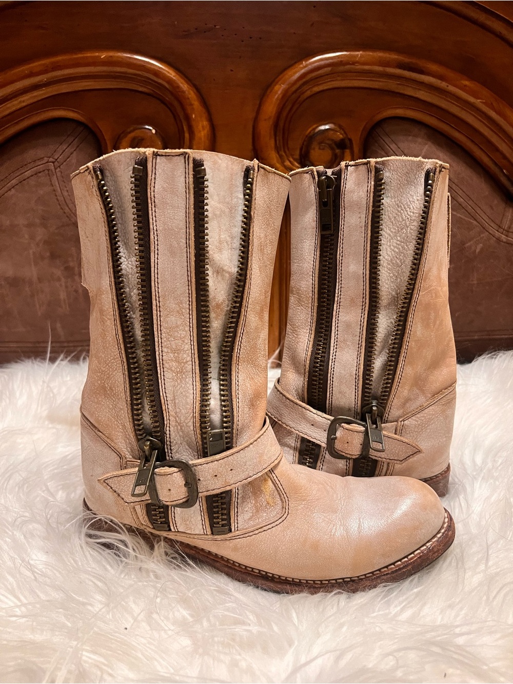 Bed Stu cobbler Beige distressed leather Buckle Zip Mid-Calf Boots size 8